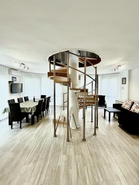Csevi Apartmanhaz Mezőkövesd Εξωτερικό φωτογραφία