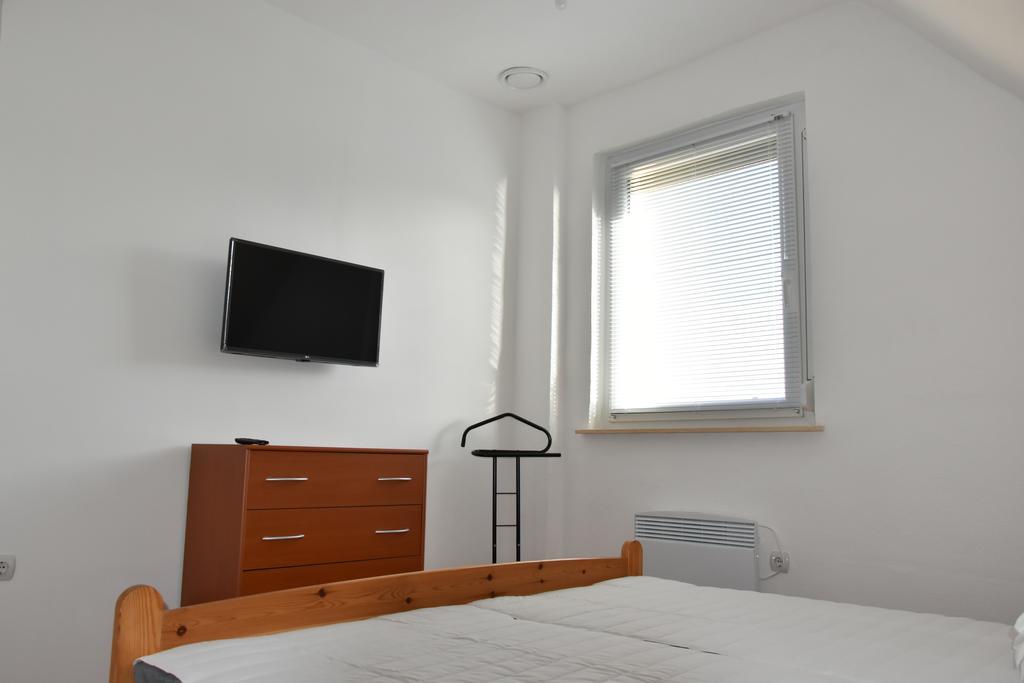 Csevi Apartmanhaz Mezőkövesd Εξωτερικό φωτογραφία